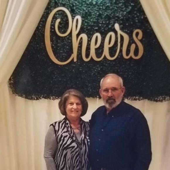 Meet your Posher, Carol - Picture 1 of 1